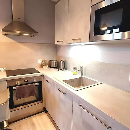 La Maison Elisa شقة